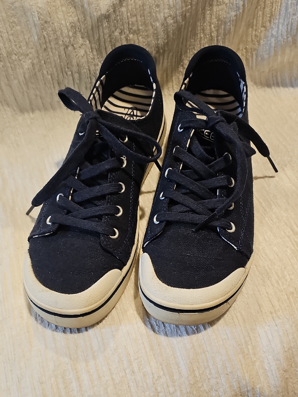 Keen Elsa IV Sneaker in Blue Nights and Star White